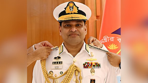 অ্যাডমিরাল পদে পদোন্নতি পেলেন নৌবাহিনী প্রধান খোন্দকার মিসবাহ