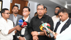 ৬ মাসের মধ্যে বাংলাদেশ থেকে ২ লাখ শ্রমিক নেবে মালয়েশিয়া: স্থানীয় সরকার প্রতিমন্ত্রী