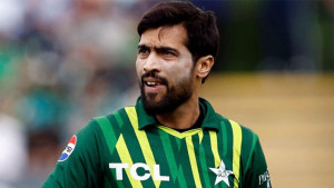 আইপিএলের লোভে নাগরিকত্ব বদল, এবার বিপদে মোহাম্মদ আমির!