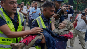 ২৮ ফুটবল মাঠের সমান হিমবাহ যেভাবে নেপালে ধ্বংসযজ্ঞ চালাল