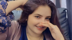 পাকিস্তানে টিকটক তারকাকে গুলি করে হত্যা