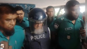 দুদকের মামলা: এনবিআরের সাবেক কর্মকর্তা মতিউরের বিচার শুরু