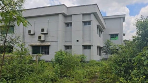 নামেই হাসপাতাল, নেই চিকিৎসক, নার্স কিংবা রোগী