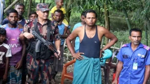 বাংলাদেশিকে বিএসএফ নিয়ে যাওয়ায় ভারতীয় নাগরিককে ধরে আনল গ্রামবাসী