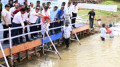 ব্রহ্মপুত্র নদে মাছের পোনা ছাড়লেন প্রধানমন্ত্রী