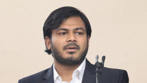 ‘আমাদের নারী সদস্যদের নির্বাচনী প্রচারে বাধা দেওয়া হচ্ছে’