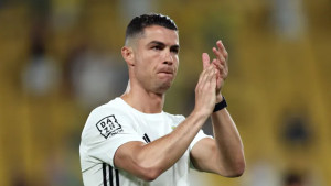 ক্লাব ছাড়ার হুমকি দিলেন রোনালদো!