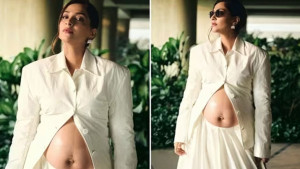 বেবি বাম্প নিয়ে প্রকাশ্যে সোনম কাপুর