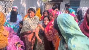 দাদিকে হত্যা করে নাতনিকে ধর্ষণ, ২ জনের মরদেহ উদ্ধার