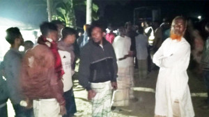 ইভটিজিংয়ে বাধা, দুই গ্রামের সংঘর্ষে যুবক নিহত