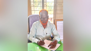 চার দশক শিক্ষার আলো ছড়িয়ে ইতি টানলেন আশরাফুল