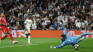 বার্নাব্যুতে চাপে পড়েও রিয়ালের দাপুটে প্রত্যাবর্তন