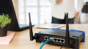 রাউটার ঠিক নেই, স্পিড কম ইন্টারনেটে?