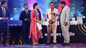 ইত্যাদিতে মোশাররফ করিমের অন্যরকম পরিবেশনা