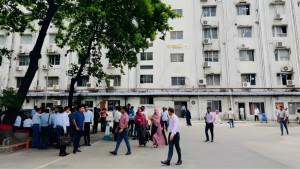 ৯ সচিবের চুক্তিভিত্তিক নিয়োগ বাতিল