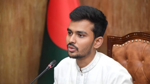 গণভোটের জনরায়কে বৃদ্ধাঙ্গুলি দেখিয়ে নতুন সংসদের যাত্রা শুরু: আসিফ মাহমুদ