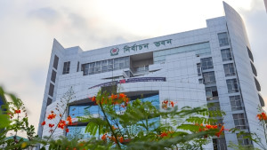 বিএনপি প্রার্থীর সঙ্গে নির্বাচনী কর্মকর্তার ‘গোপন বৈঠক’