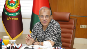 দায়িত্ব শেষে দেশেই থাকতে চাই: স্বরাষ্ট্র উপদেষ্টা