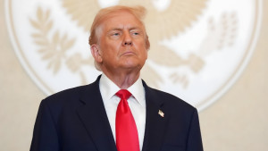 অস্ত্র সমর্পণ করলে ক্ষমা করা হবে, নইলে ‘নিশ্চিত মৃত্যু’—ইরানের রেভল্যুশনারি গার্ডকে ট্রাম্প