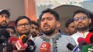 ভোট দিলেন নাহিদ ইসলাম