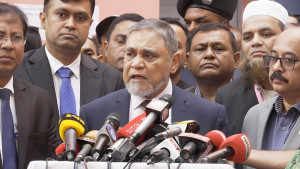 গণতন্ত্রের ট্রেন ইনশাআল্লাহ গন্তব্যে পৌঁছাবে—ভোট দিয়ে সিইসি