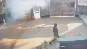 গোপালগঞ্জে ভোটকেন্দ্রে ককটেল বিস্ফোরণ, ২ আনসারসহ আহত ৩