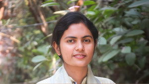 কেন্দ্রে ঢুকতে বাধা দেওয়া হয়েছে, মনীষা চক্রবর্তীর অভিযোগ