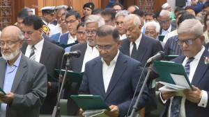 শপথ নিলেন বিএনপির নবনির্বাচিত সংসদ সদস্যরা