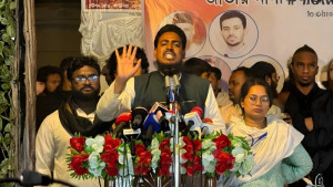 নারীদের নিয়ে বাঁদরামি কইরেন না: আখতার হোসেন