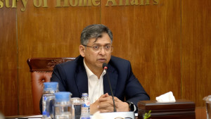 পুলিশকে জনগণের বন্ধু হতে হবে: স্বরাষ্ট্রমন্ত্রী