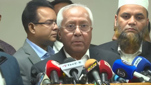 ৫ কোটি টাকা বহনেও অসুবিধা নেই—এমন বক্তব্য দিইনি: ইসি সচিব