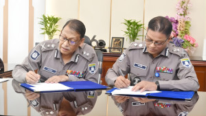 নবনিযুক্ত আইজিপির দায়িত্ব গ্রহণ