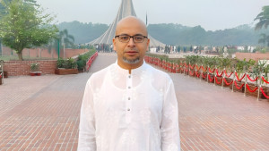 দেশত্যাগের বিষয়ে মুখ খুললেন ফয়েজ আহমদ তৈয়্যব