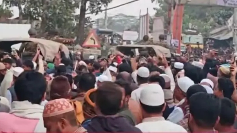 বিএনপি-জামায়াত সংঘর্ষে আহত ৪০, ওসির দায়িত্ব স্থগিত