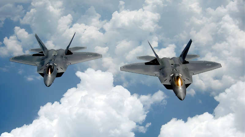 মোদির সফরের মধ্যে ইসরায়েলে এফ-২২ যুদ্ধবিমান মোতায়েন যুক্তরাষ্ট্রের