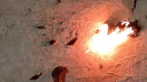 সাংবাদিকের বাড়িতে বোমা হামলা