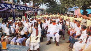 মেহেরপুরে প্রবীণ মিলনমেলায় চোখ ভিজল আবেগে