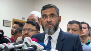 এবারের নির্বাচন গণতন্ত্র পুনরুদ্ধারের সুযোগ: ইসি সানাউল্লাহ