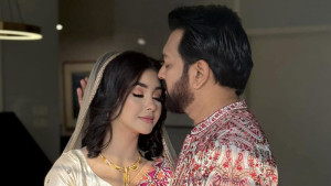 ফের সংসার ভাঙছে তাহসান খানের