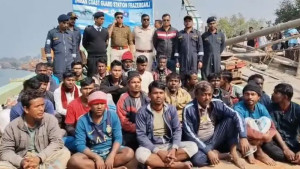 ট্রলারসহ বাংলাদেশি ২৪ জেলেকে আটক করেছে ভারত