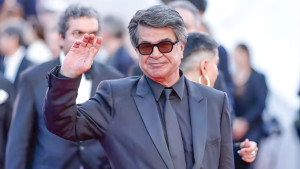 দেশে ফিরলে কারাবন্দি হবেন পরিচালক জাফর পানাহি