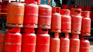 এলপিজির দামে আগুন, রোববার বৈঠক