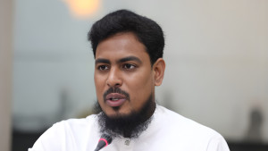 সরকারে গেলে প্রধানমন্ত্রী কে হবেন, যা জানালেন আখতার