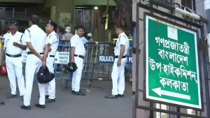 ভারতীয়দের পর্যটক ভিসা দেওয়া ‘সীমিত’ করল বাংলাদেশ