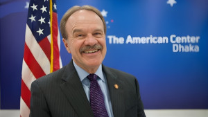 বাংলাদেশে গণতন্ত্র পুনরুদ্ধারের সম্ভাবনা তৈরি হয়েছে: ড্যান মজিনা