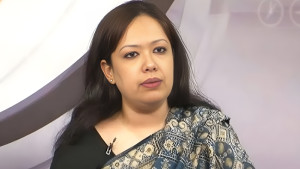 রুমিন ফারহানাকে রিটার্নিং অফিসারের নোটিশ