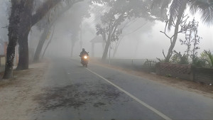 হাড়কাঁপানো শীতে কাঁপছে সারাদেশ