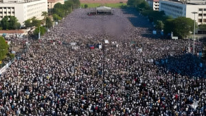খালেদা জিয়ার জানাজায় জুলাইযোদ্ধা নাহিয়ানের বাবার মৃত্যু