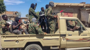 সেনাঘাঁটিতে ড্রোন হামলা, নিহত ২৭