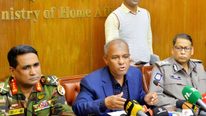 ৫৯ শতাংশ ভোটকেন্দ্র ঝুঁকিপূর্ণ: স্বরাষ্ট্র উপদেষ্টা